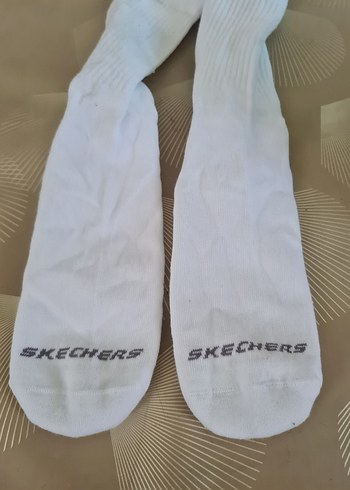 Skechers