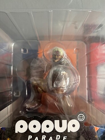 Orjinal Reiner(Armored Titan) Figür
