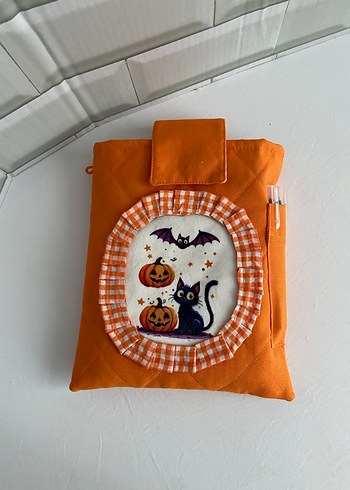 Halloween kitap kılıfı