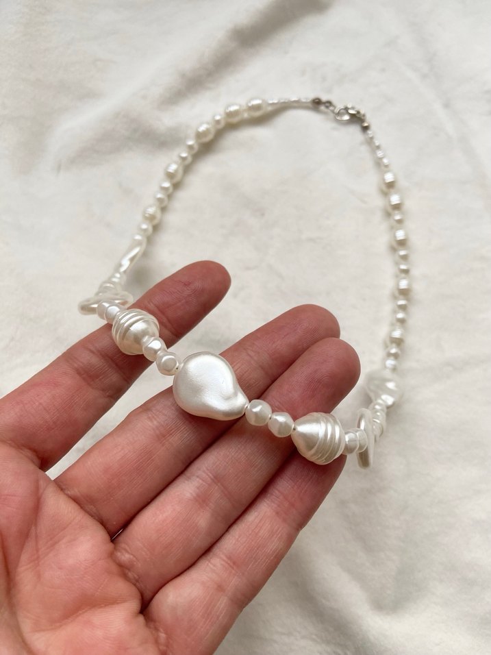 Akrilik inci kolye - Görsel 3