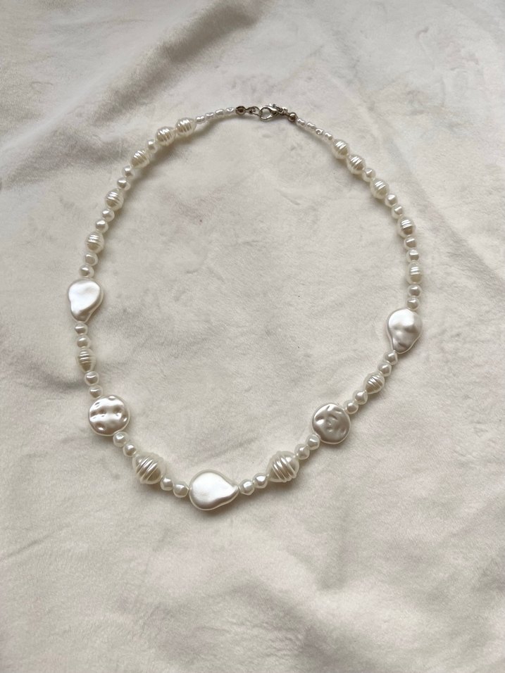 Akrilik inci kolye - Görsel 2