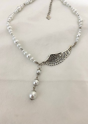 Melek kanadı detaylı inci kolye - Görsel 3