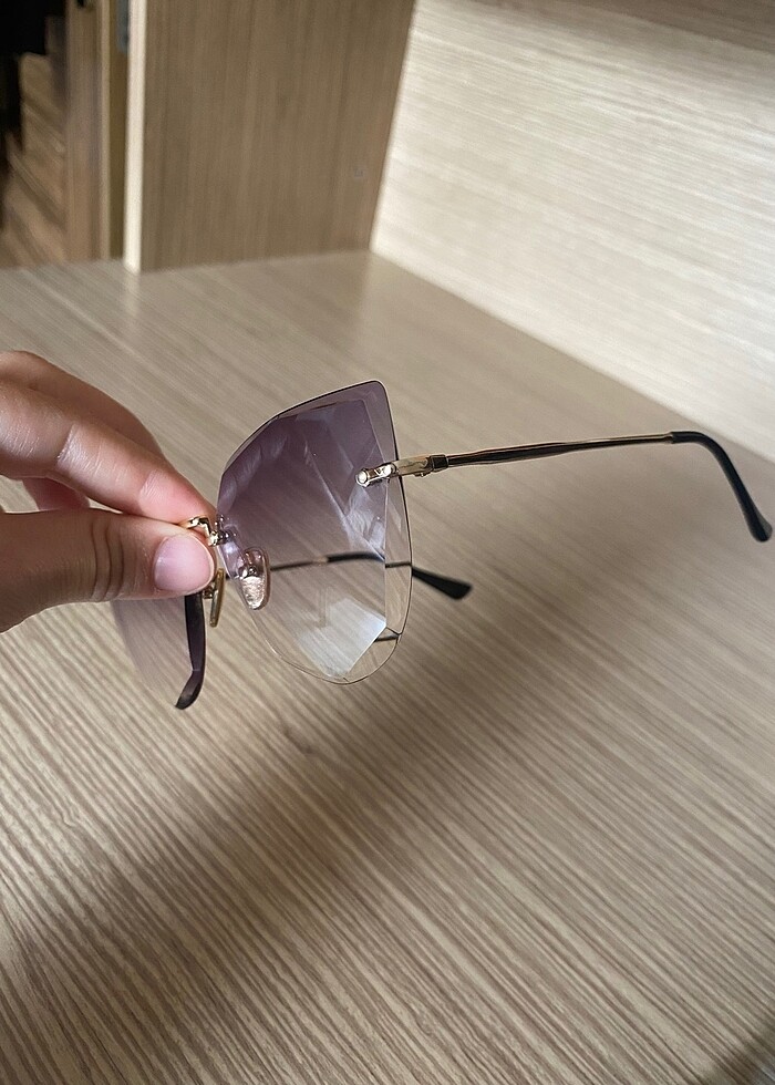 Güneş Gözlüğü - Görsel 3