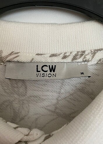 LC Waikiki yakalı tişört - Görsel 2