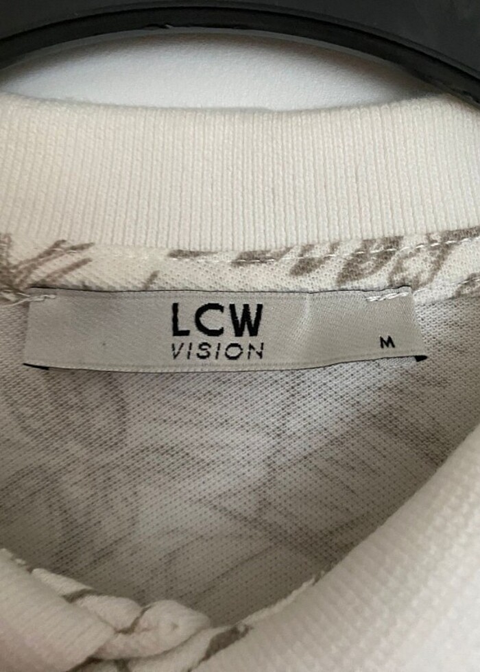 LC Waikiki yakalı tişört - Görsel 2