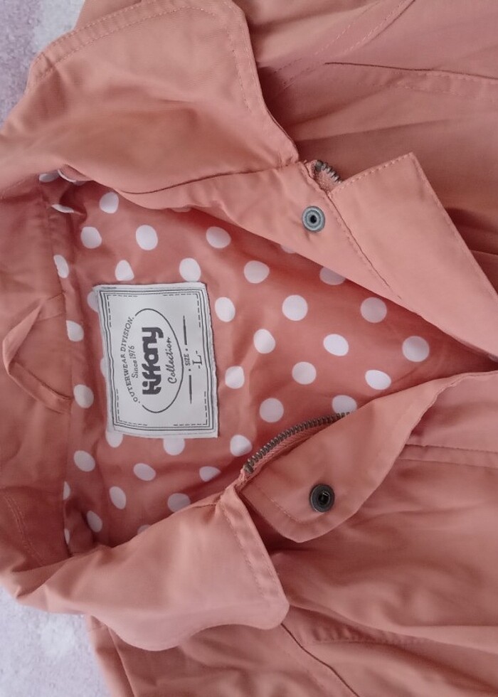 Kapuşonlu tiffany trençkot - Görsel 3