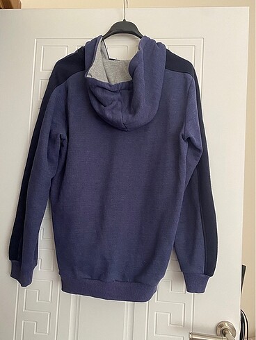 Kapüşonlu  spor erkek üst giyim - Görsel 2