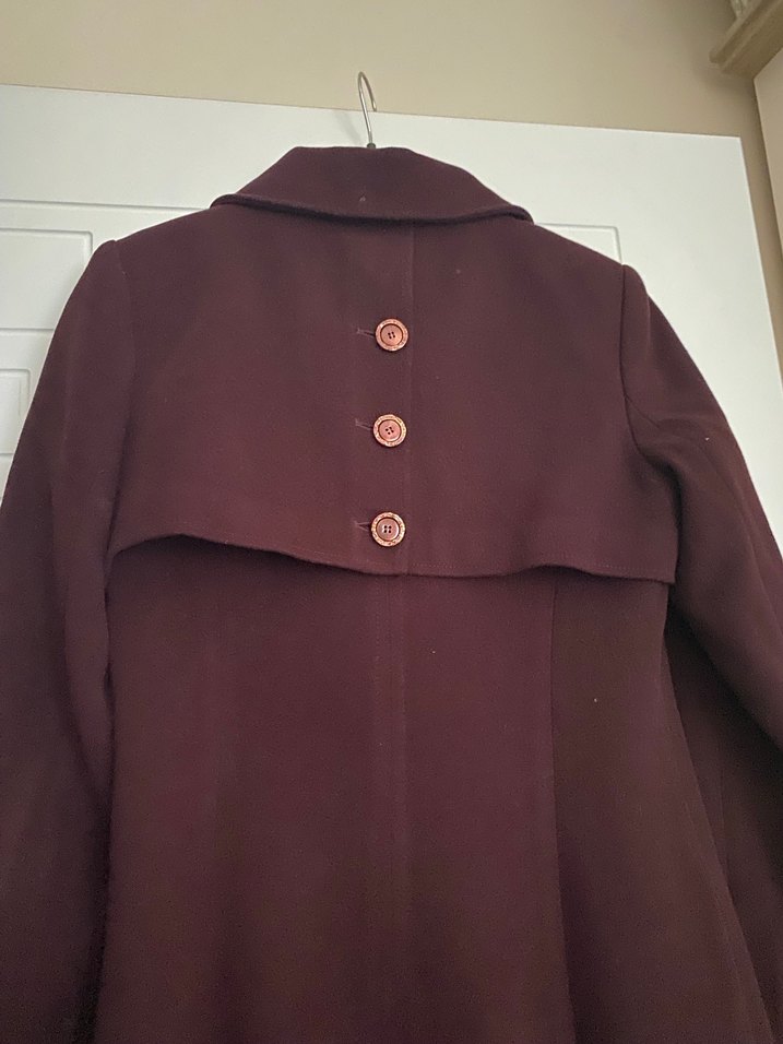 Nihan markalı bordo kürklü kaban - Görsel 3