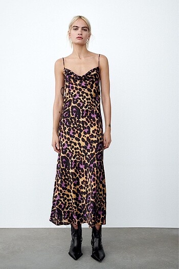 Saten leopar elbise