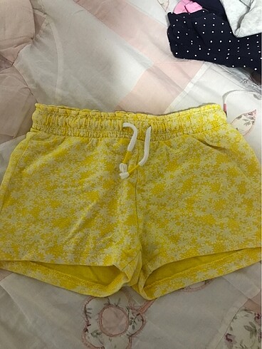 H&M şort