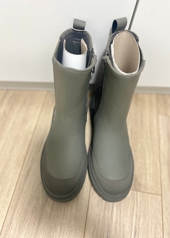 Zara Zara yeşil Kadın Bot