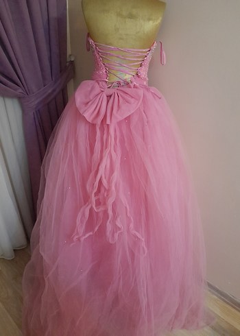 Boncuk İşlemeli Pembe Straplez Uzun Abiye - Görsel 4