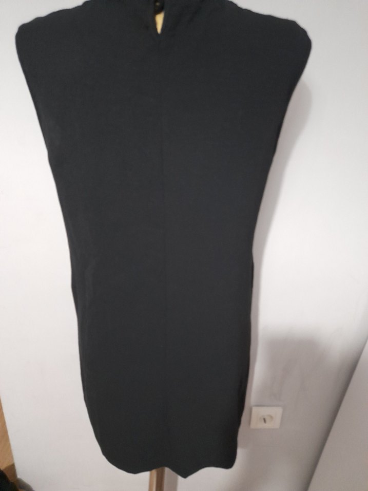 Siyah Kolsuz Midi Triko Elbise - Görsel 2