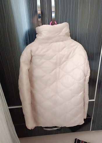 LC Waikiki Beyaz Yüksek Yakalı Kadın Kışlık Mont