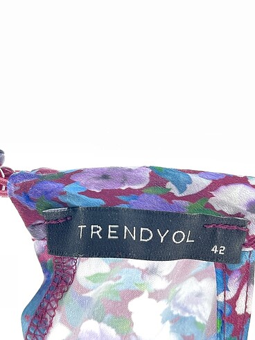 42 Beden çeşitli Renk Trendyol & Milla Kısa Elbise %70 İndirimli.