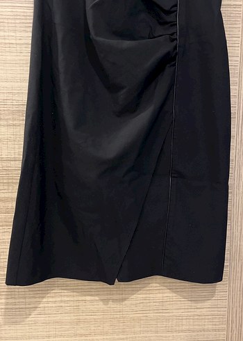 Siyah Drapeli Midi Elbise - Görsel 4