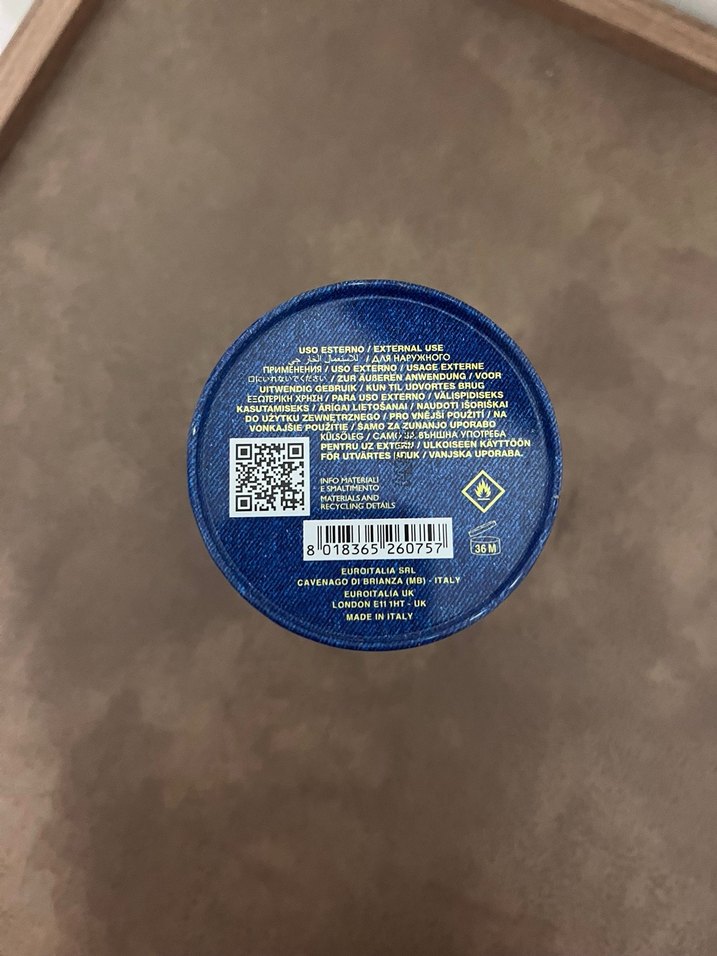 Versace Blue Jeans Erkek Parfümü - Görsel 3