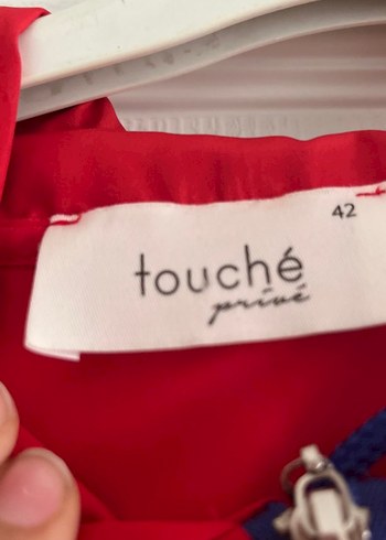 Kırmızı Midi Boy Kadın Yağmurluk - Görsel 2