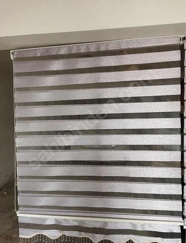 Beden beyaz Renk 3Adet Zebra Perde ACİL SATILIK PAZARLIK OLUR