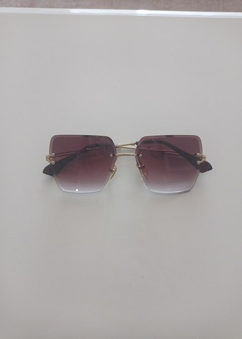 Kadın Güneş Gözlüğü - Görsel 4