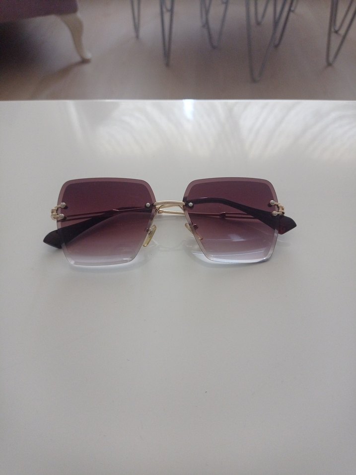 Kadın Güneş Gözlüğü - Görsel 3