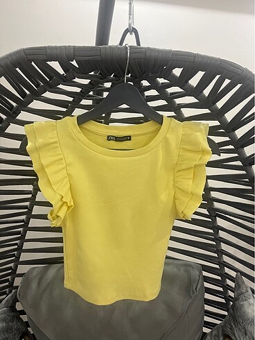 Zara Fırfır kollu bluz