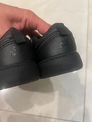 26 Beden siyah Renk kız ve erkek çocuk nike spor ayakkabı