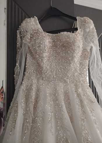 Straplez Uzun Kollu Prenses Gelinlik - Görsel 5