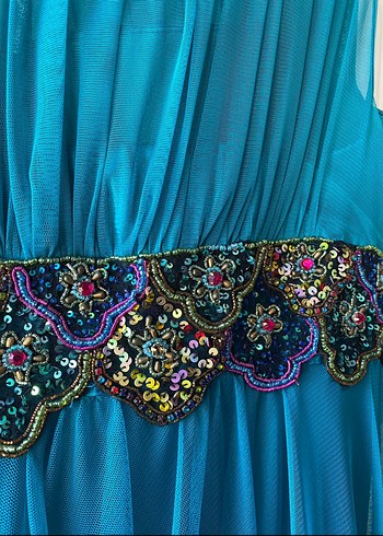 Pullu tüllü işlemeli abiye - Görsel 3