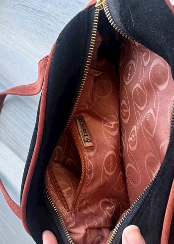 Kahverengi Süet Tokalı Kadın Çanta - Görsel 3