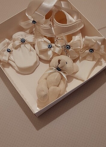 bebek eldiven ayakkabı taç anahtarlık set