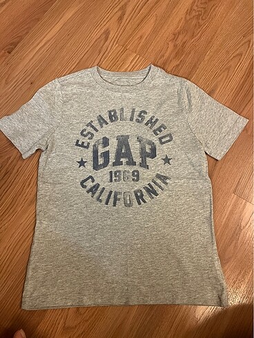 Gap marka çocuk tshirtü