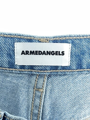 40 Beden mavi Renk Diğer Jean / Kot %70 İndirimli.