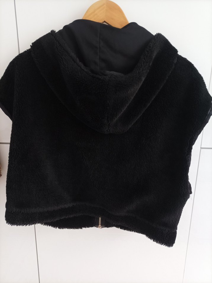 Siyah Kürklü Yelek  (M-L beden) - Görsel 4