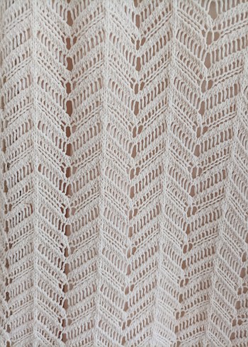 Bej V Yaka Dantel Detaylı Uzun Kadın Elbise - Görsel 5