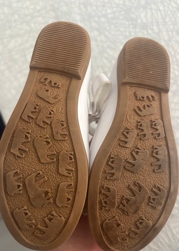 Kız Çocuk Beyaz Fiyonklu Babet Ayakkabı - Görsel 3