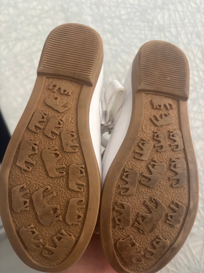 Kız Çocuk Beyaz Fiyonklu Babet Ayakkabı - Görsel 3