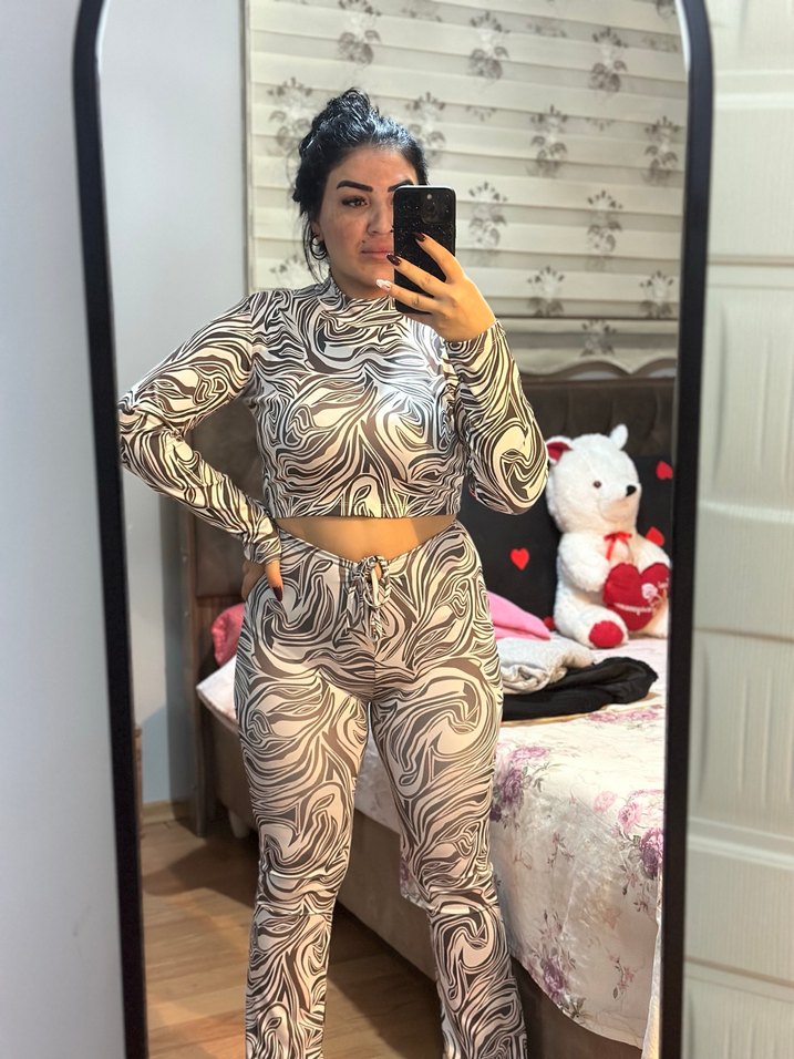 Kadın Zebra Desenli Uzun Kollu Eşofman Takımı - Görsel 2