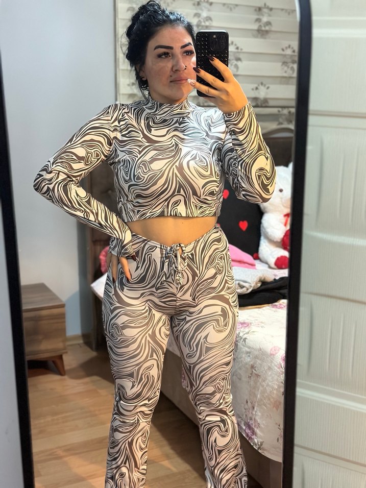 Kadın Zebra Desenli Uzun Kollu Eşofman Takımı - Görsel 3