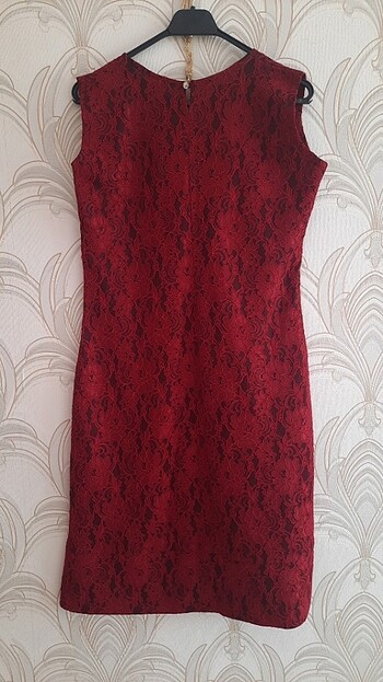 Bordo rengi dantelli elbise - Görsel 2