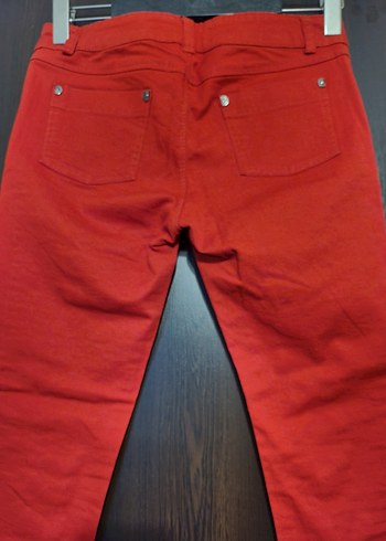 Kırmızı Yırtık Detaylı Kadın Jean - Görsel 5