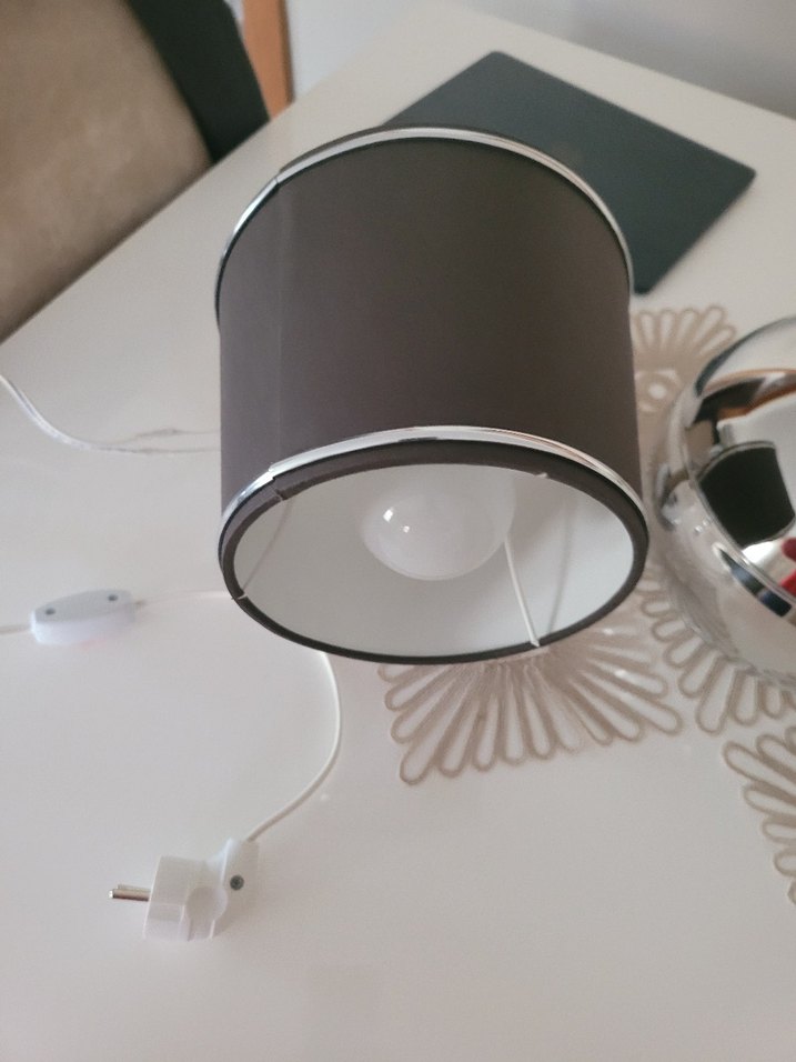 Gri Metal Masa Lambası (Abajur) - Görsel 3