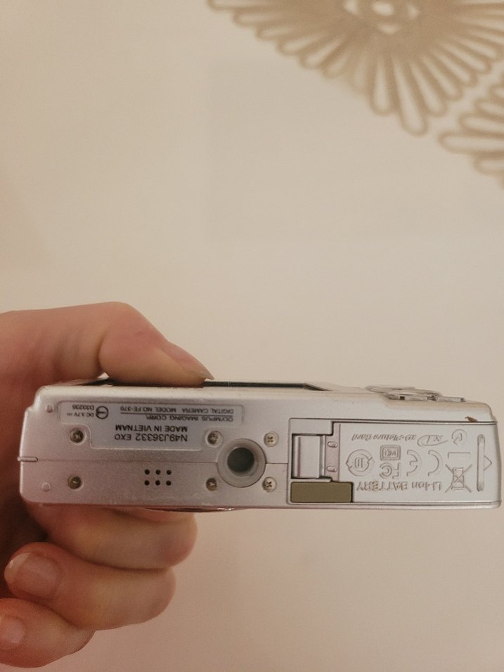 Beyaz Dijital Kamera 8.0 MP - Görsel 3