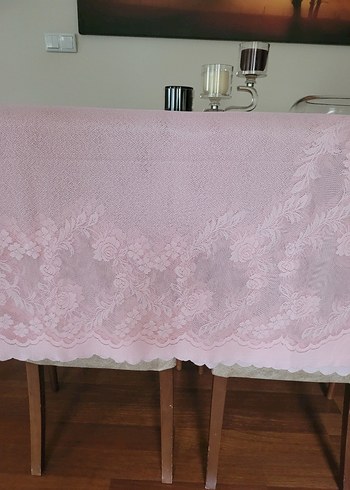 Nakışlı Pembe Masa Örtüsü - Görsel 2
