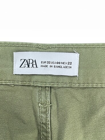 32 Beden yeşil Renk Zara Jean / Kot %70 İndirimli.