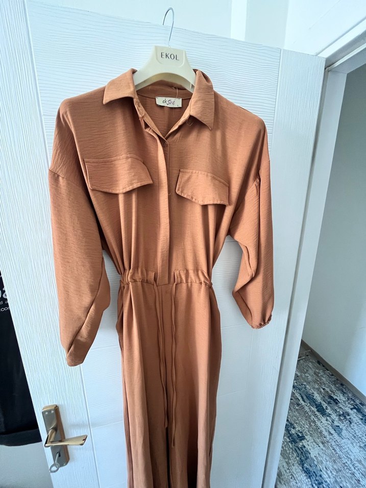 Ekol Kahverengi Kemerli Uzun Keten Elbise - Görsel 4