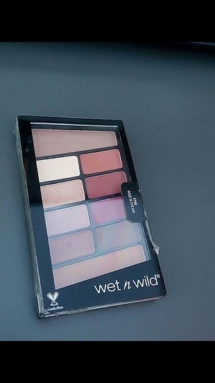 wet n wild far paleti 