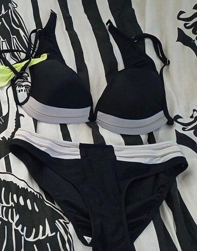 H&M Bikini Takım