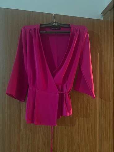 Pembe şifon üst