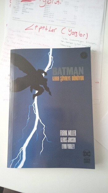 Batman kara şövalye dönüyor 